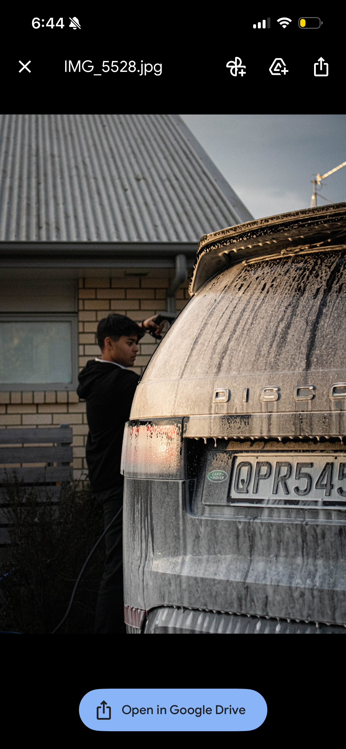 TurboShineNZ detailing a Land Rover Discovery
